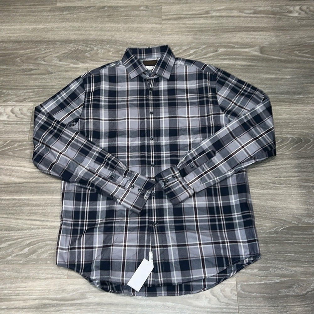 Thomas Dean dress shirt. Size L. NWOT